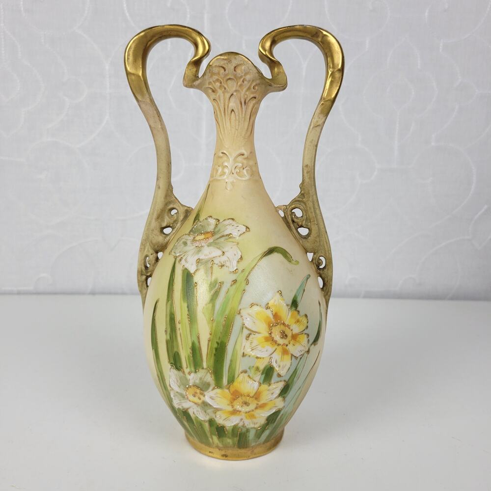 Turn Teplitz Bohemia Vase Ivory Floral Porcelain Amphora Elegant Art Nouveau 9"